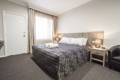 Harvest Lodge Motel - Hervey Bay Accommodation 0