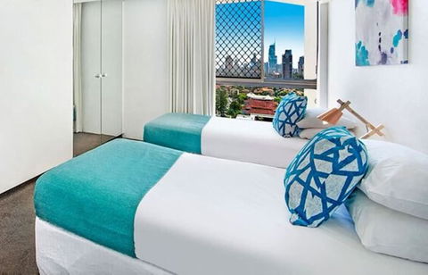 ULTIQA Beach Haven At Broadbeach - Tourism Hervey Bay 4