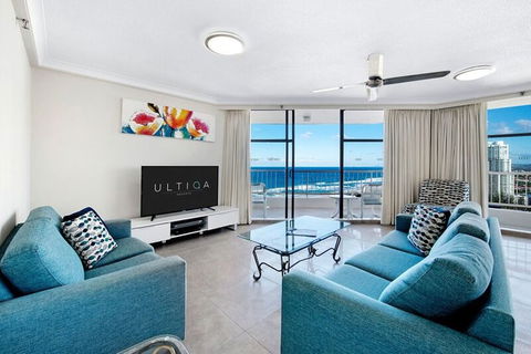 ULTIQA Beach Haven At Broadbeach - Tourism Hervey Bay 1