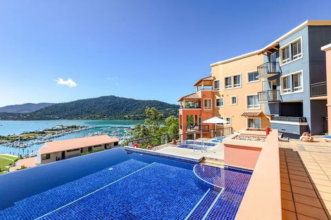 Martinique Whitsunday - Hervey Bay Accommodation 4