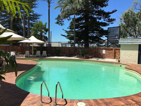 El Lago Waters Motel - Hervey Bay Accommodation 1