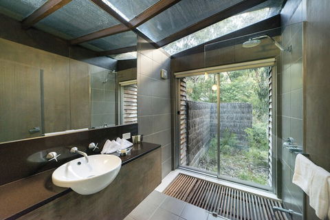 DULC Cabins - Hervey Bay Accommodation 6