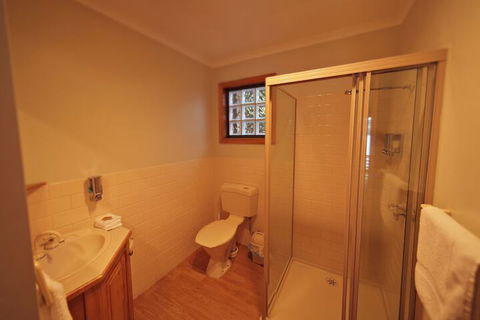 Driftwood Cottages - Hervey Bay Accommodation 6