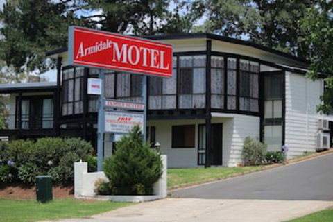 Armidale Motel - Hervey Bay Accommodation 0