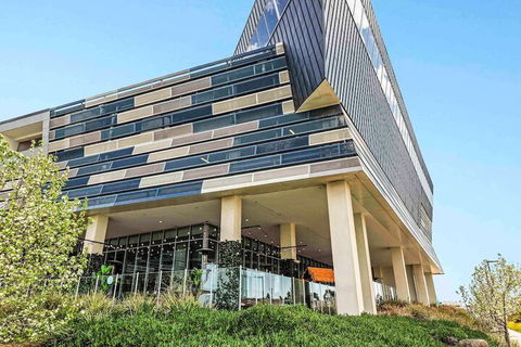 Mercure Melbourne Caroline Springs - Hervey Bay Accommodation 3