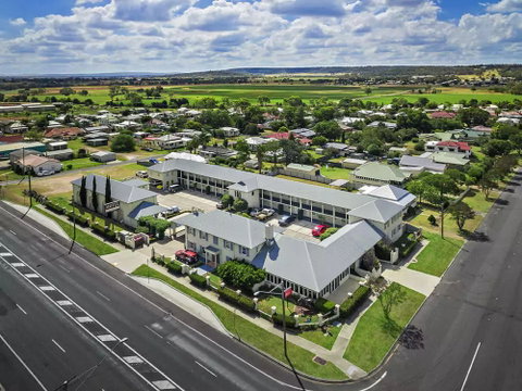 Coachman's Inn Warwick - Hervey Bay Accommodation 0