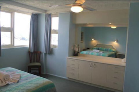 84 The Spit Holiday Apartments - Hervey Bay Accommodation 2