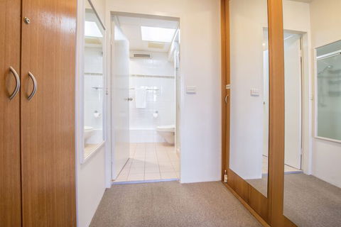 84 The Spit Holiday Apartments - Hervey Bay Accommodation 7
