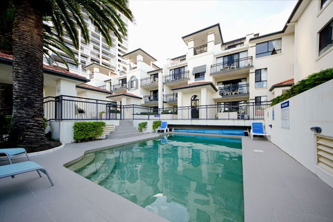 Island Beach Resort - Tourism Hervey Bay 7