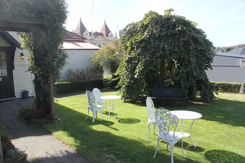 Alice's Cottages - Tourism Hervey Bay 6