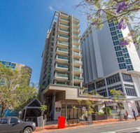 Quattro on Astor Apartments Brisbane by Restt - Hervey Bay Accommodation