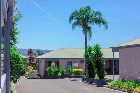 Balan Village Motel - Tourism Hervey Bay 0