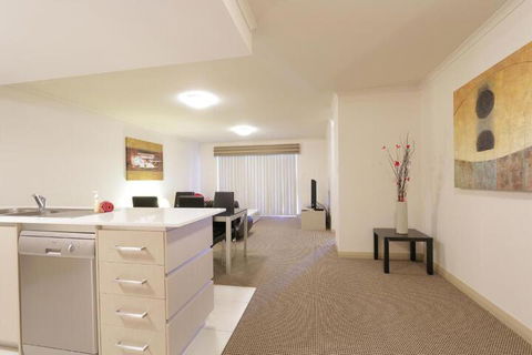 Verandah Apartments - Hervey Bay Accommodation 5