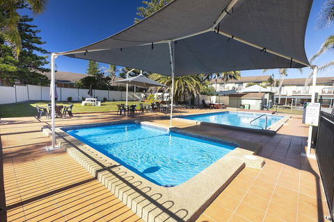 Seashells Beachfront Resort - Hervey Bay Accommodation 3
