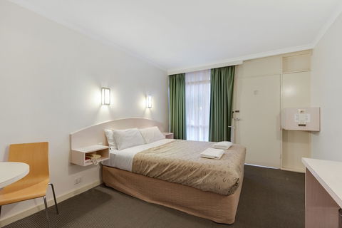 Alexander Motor Inn & Apartments - Hervey Bay Accommodation 6