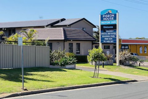 Pigeon House Motor Inn - Hervey Bay Accommodation 0