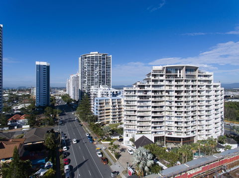 Broadbeach Savannah Hotel & Resort - Hervey Bay Accommodation 3