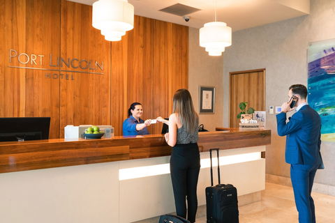 The Port Lincoln Hotel - Hervey Bay Accommodation 4