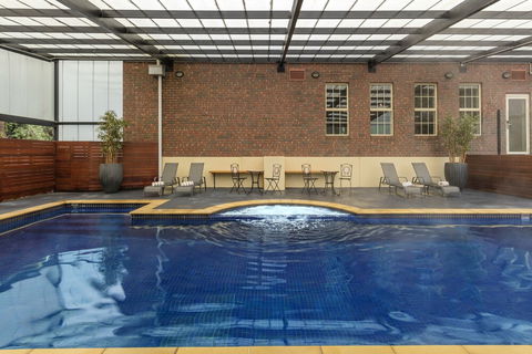 Canterbury International Hotel - Tourism Hervey Bay 3