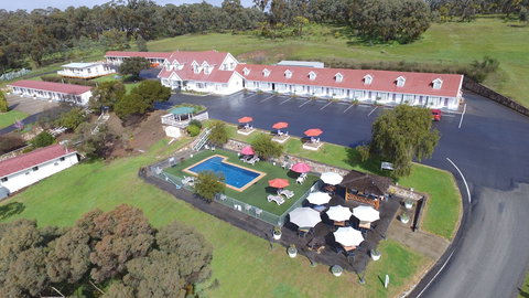 Clare Valley Motel - Hervey Bay Accommodation 2