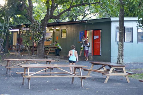 Nomads Airlie Beach - Hervey Bay Accommodation 1