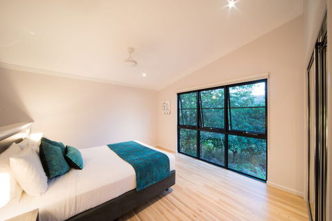 Seclude Rainforest Retreat - Hervey Bay Accommodation 6