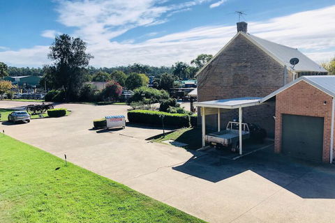 Campbelltown Colonial Motor Inn - Hervey Bay Accommodation 3
