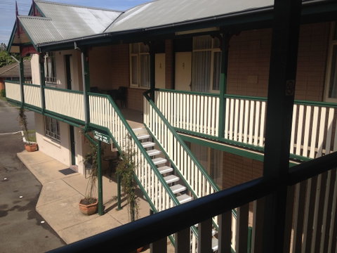 The 3 Explorers Motel - Hervey Bay Accommodation 0
