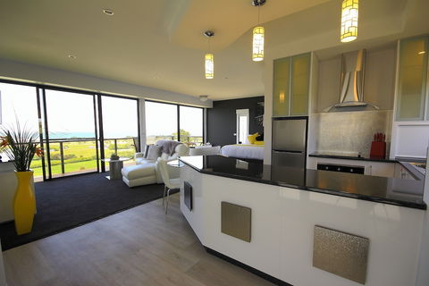 Horizon Deluxe Apartments - Tourism Hervey Bay 4