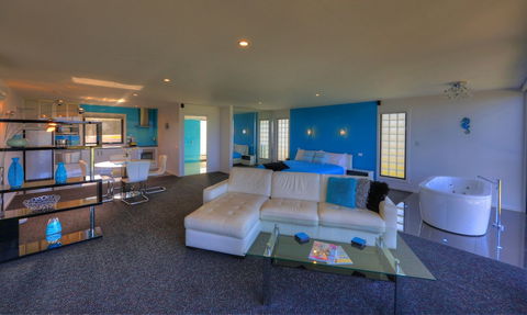 Horizon Deluxe Apartments - Tourism Hervey Bay 6