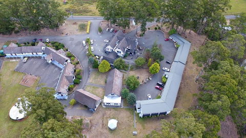 Fox And Hounds Inn - Hervey Bay Accommodation 0