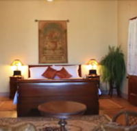Classique Bed  Breakfast - Hervey Bay Accommodation