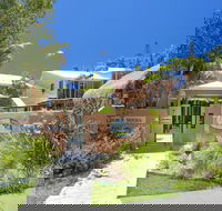 L'Auberge Noosa - Hervey Bay Accommodation