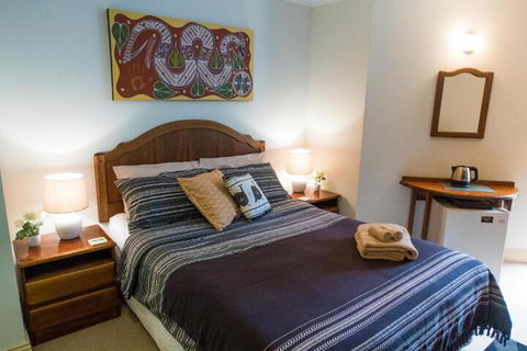 Ruskin House - Tourism Hervey Bay 7