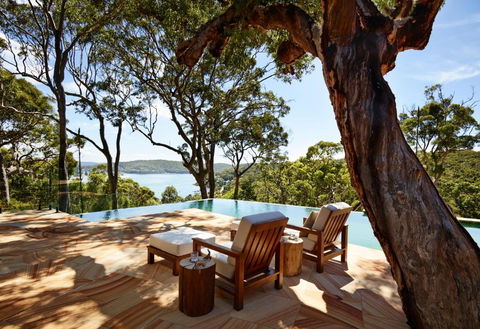 Pretty Beach House - Hervey Bay Accommodation 1
