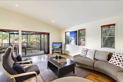 A PERFECT STAY - Beach House At Tallows - Tourism Hervey Bay 6