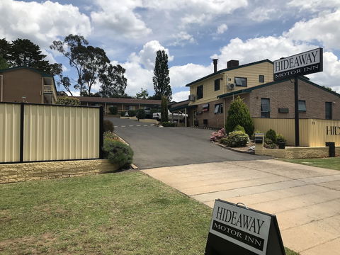 Hideaway Motor Inn Armidale - Hervey Bay Accommodation 2
