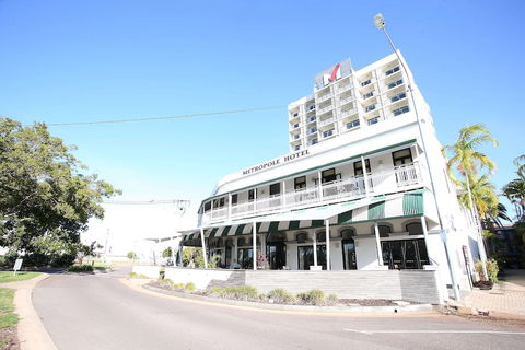 Oaks Townsville Metropole Hotel - Hervey Bay Accommodation 2