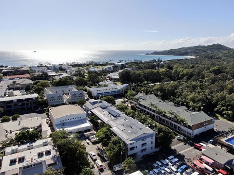 Byron Quarter Holiday Apartments - Hervey Bay Accommodation 2