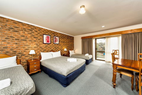 Hume Country Motor Inn - Hervey Bay Accommodation 5