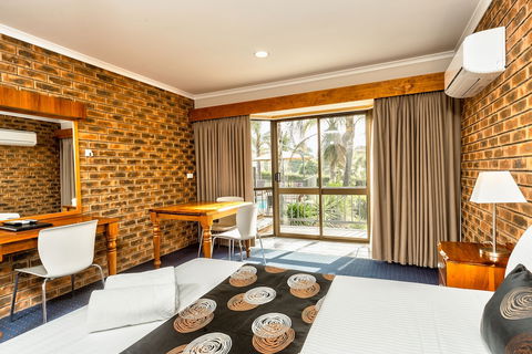 Hume Country Motor Inn - Hervey Bay Accommodation 6