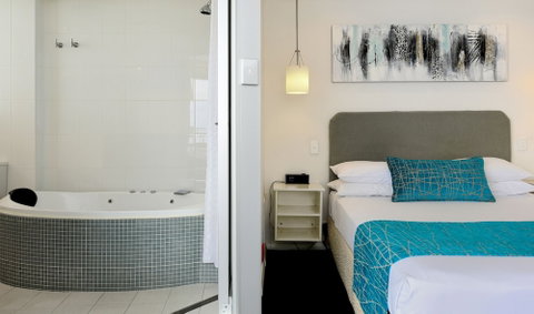 Atlantic Tower Motor Inn - Tourism Hervey Bay 5