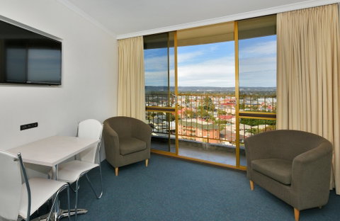 Atlantic Tower Motor Inn - Tourism Hervey Bay 2