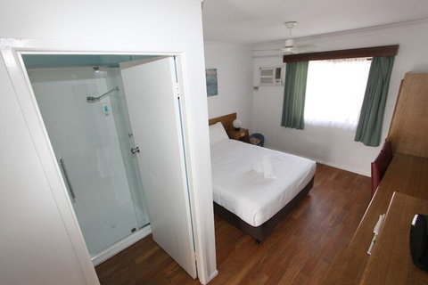 Toreador Motel - Hervey Bay Accommodation 5