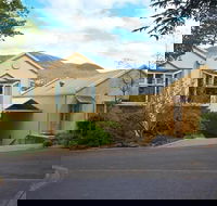 Quest Trinity House - Hervey Bay Accommodation