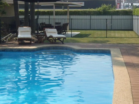 Caravilla Motor Inn - Hervey Bay Accommodation 2