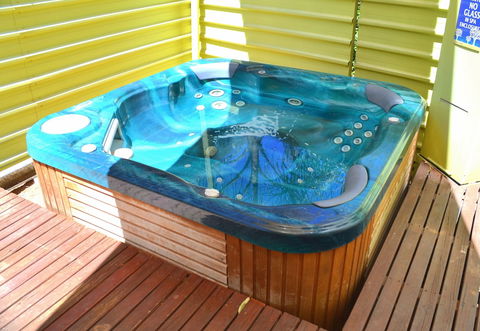 Alice On Todd Apartments - Tourism Hervey Bay 0