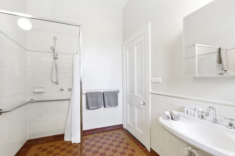 The Riversleigh - Hervey Bay Accommodation 6