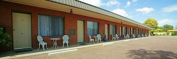 Nicholas Royal Motel - Hervey Bay Accommodation 3