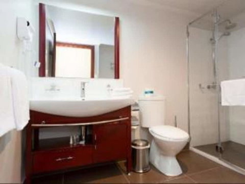 Hampden At Battery Point Apartments - Hervey Bay Accommodation 3